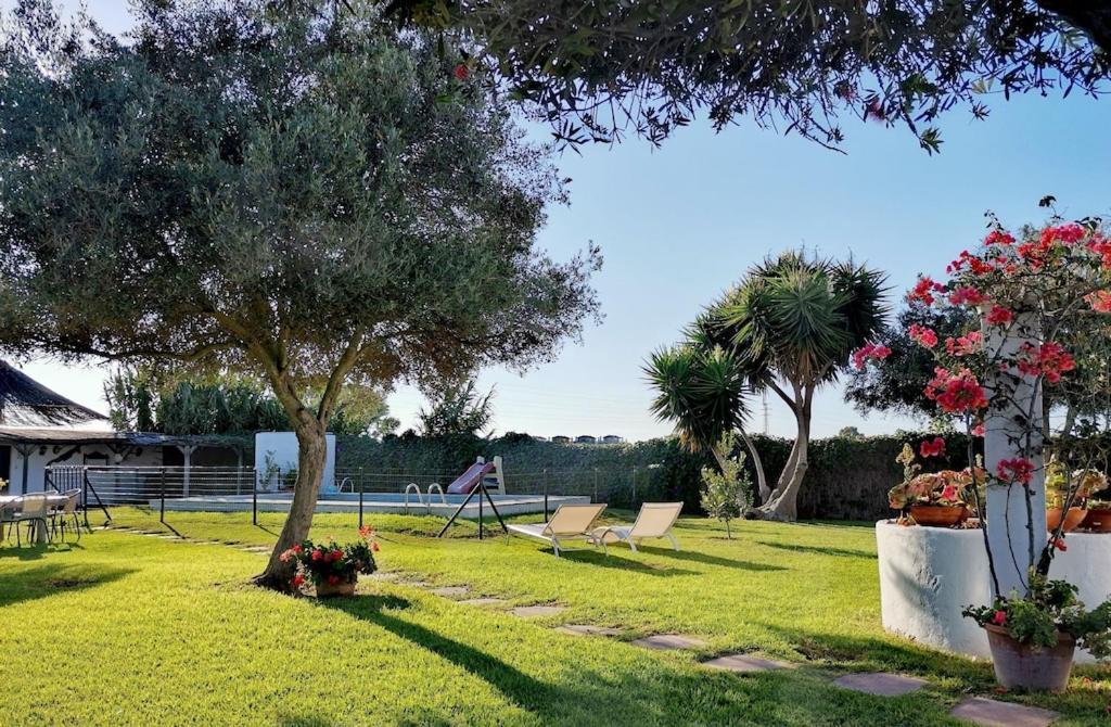 Ferienhaus El Campito, Piscina, Bbq, Ping-pong, Billar, 10 Min Andando De La Playa *