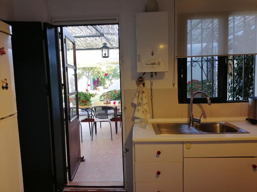 El Campito, Piscina, Bbq, Ping-pong, Billar, 10 Min Andando De La Playa Ferienhaus *