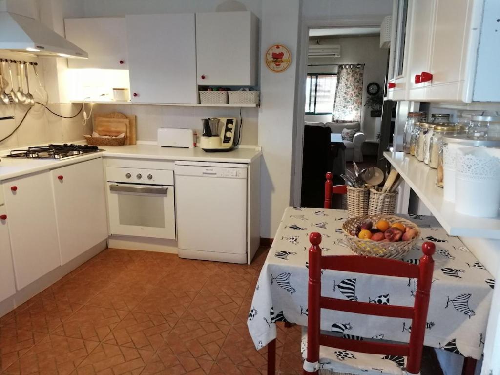 Сasa de vacaciones El Campito, Piscina, Bbq, Ping-pong, Billar, 10 Min Andando De La Playa Rota